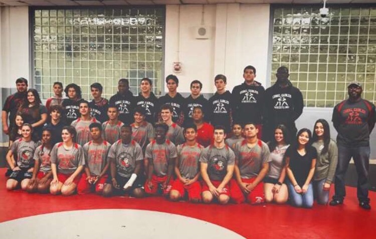 The Cavalier Wrestling team poses for their team picture.