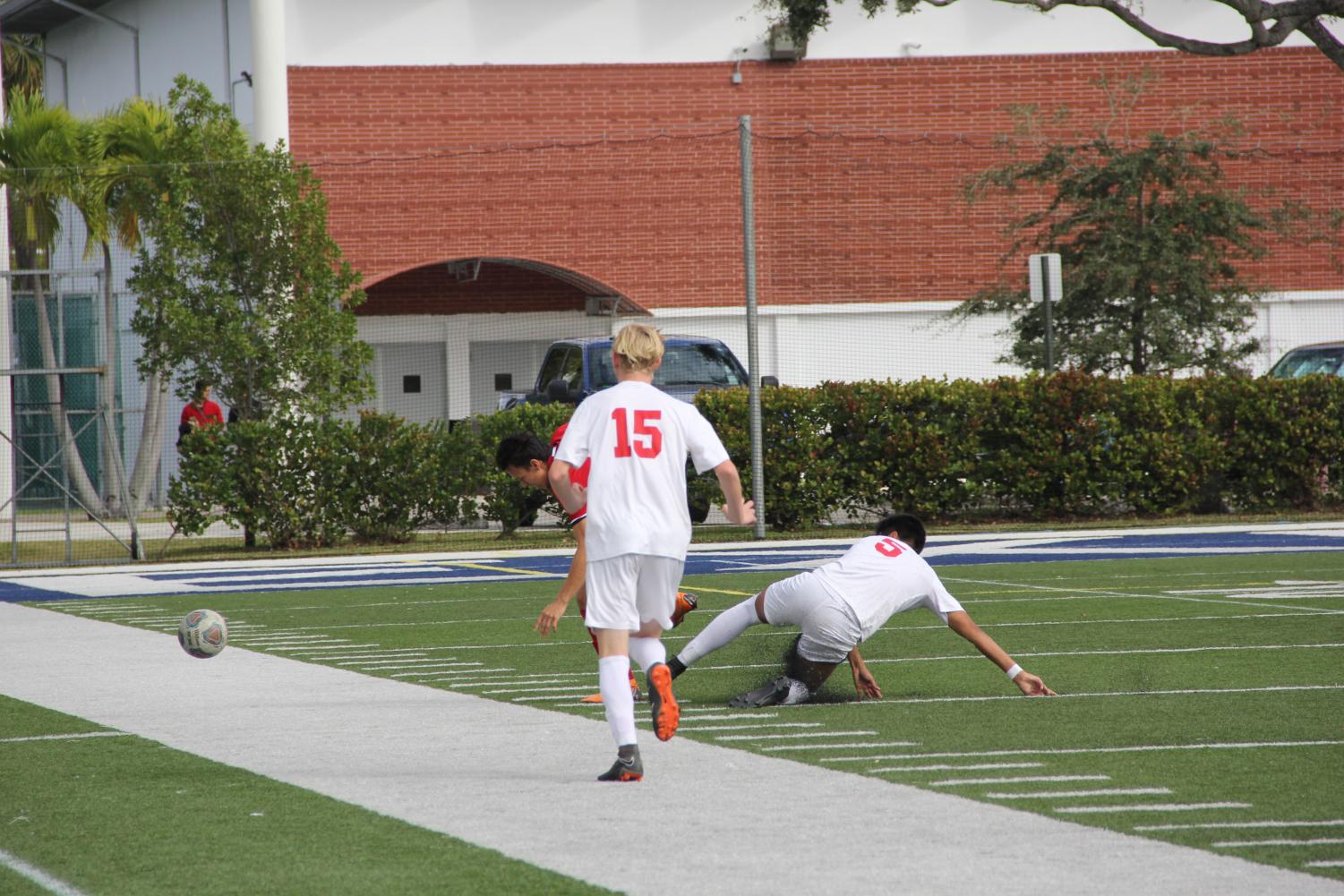 Boys+Soccer+Advances+to+District+Final+With+Victory+Over+Beach+High%21