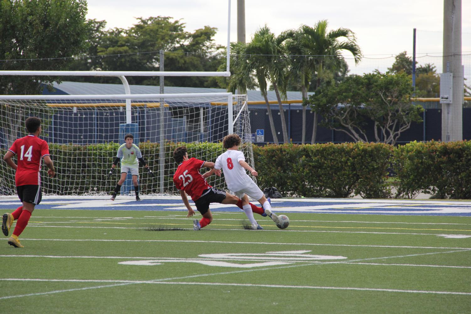 Boys Soccer Advances to District Final With Victory Over Beach High!