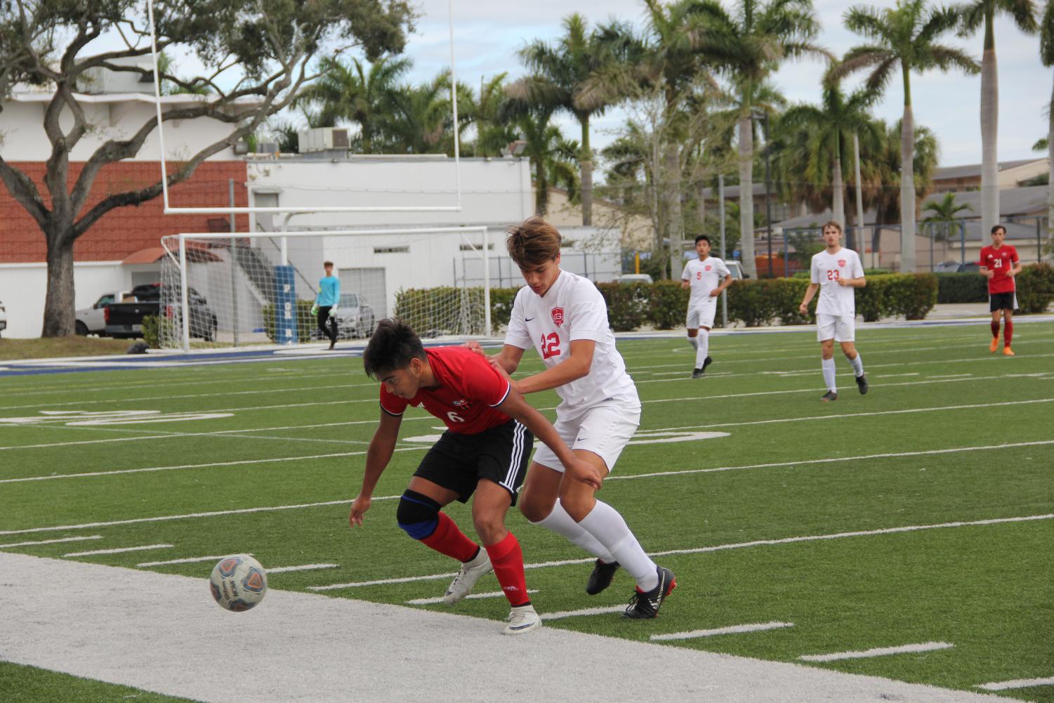 Boys Soccer Advances to District Final With Victory Over Beach High!