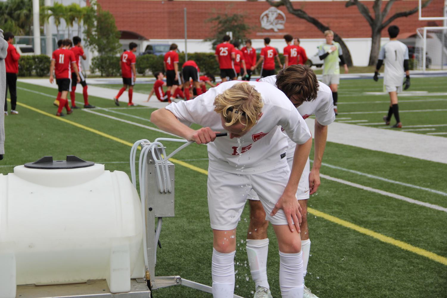 Boys+Soccer+Advances+to+District+Final+With+Victory+Over+Beach+High%21