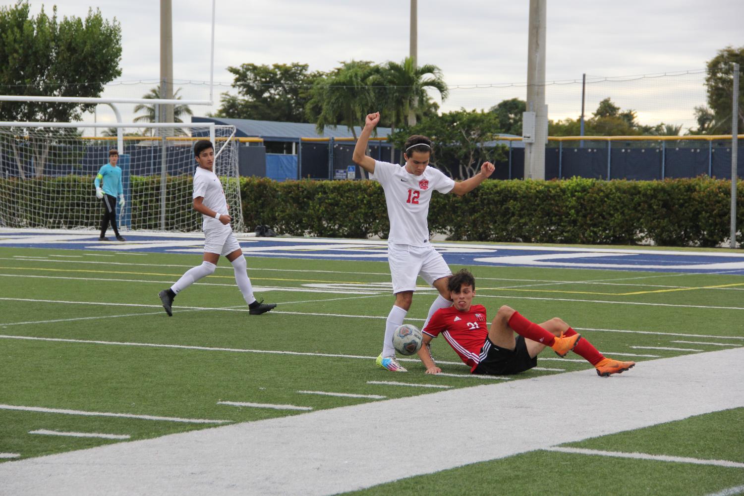 Boys+Soccer+Advances+to+District+Final+With+Victory+Over+Beach+High%21