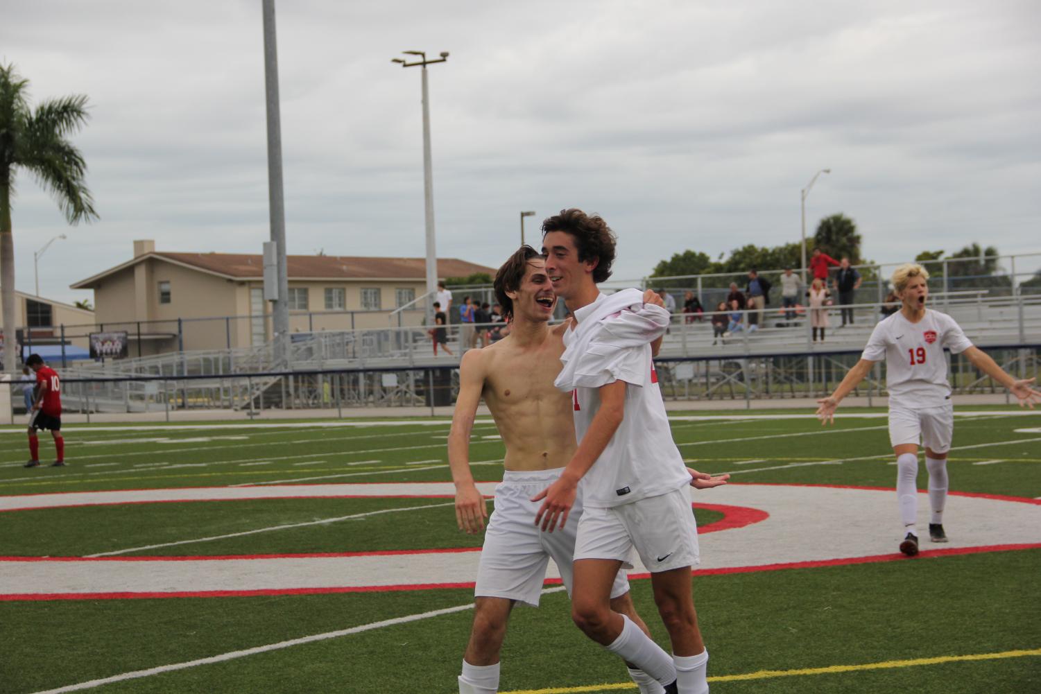 Boys Soccer Advances to District Final With Victory Over Beach High!