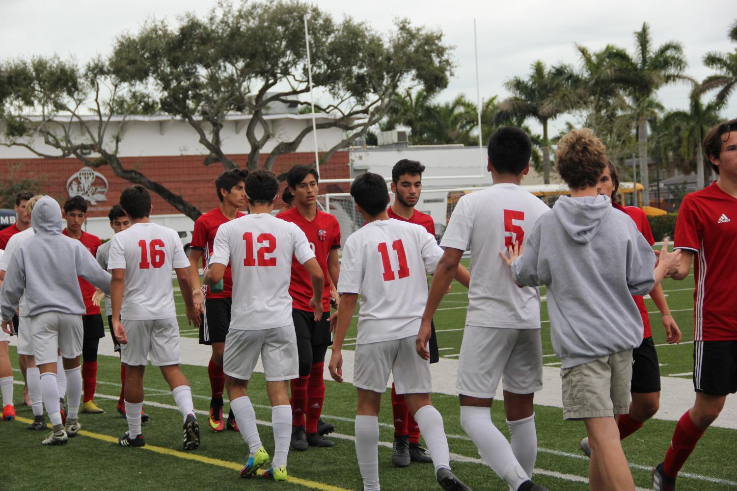 Boys Soccer Advances to District Final With Victory Over Beach High!