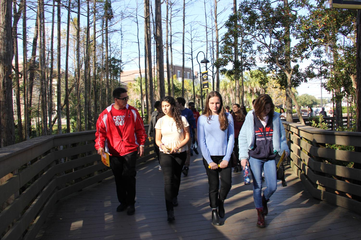 Juniors Go Off Campus During In-State College Tour