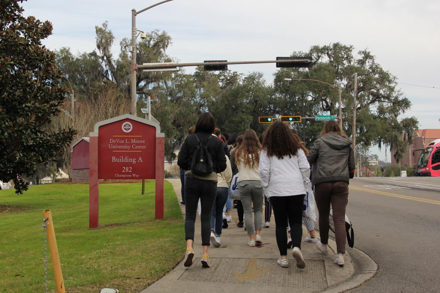 Juniors Go Off Campus During In-State College Tour