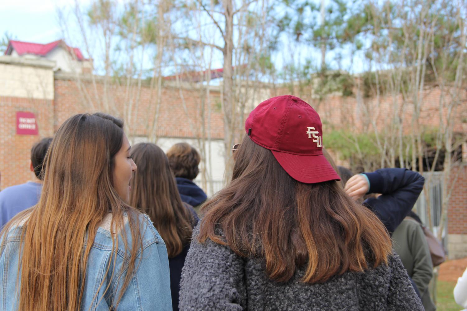 Juniors Go Off Campus During In-State College Tour