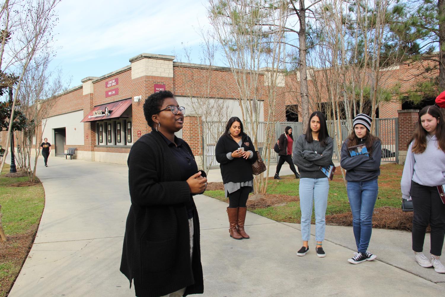 Juniors Go Off Campus During In-State College Tour
