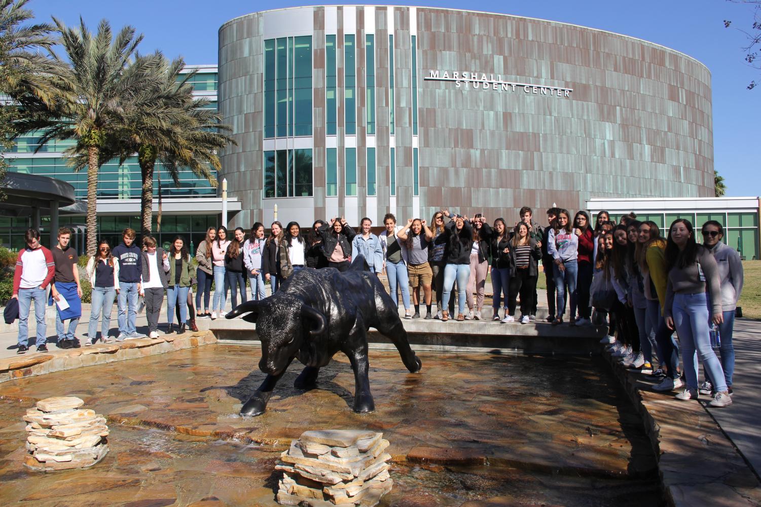 Juniors Go Off Campus During In-State College Tour
