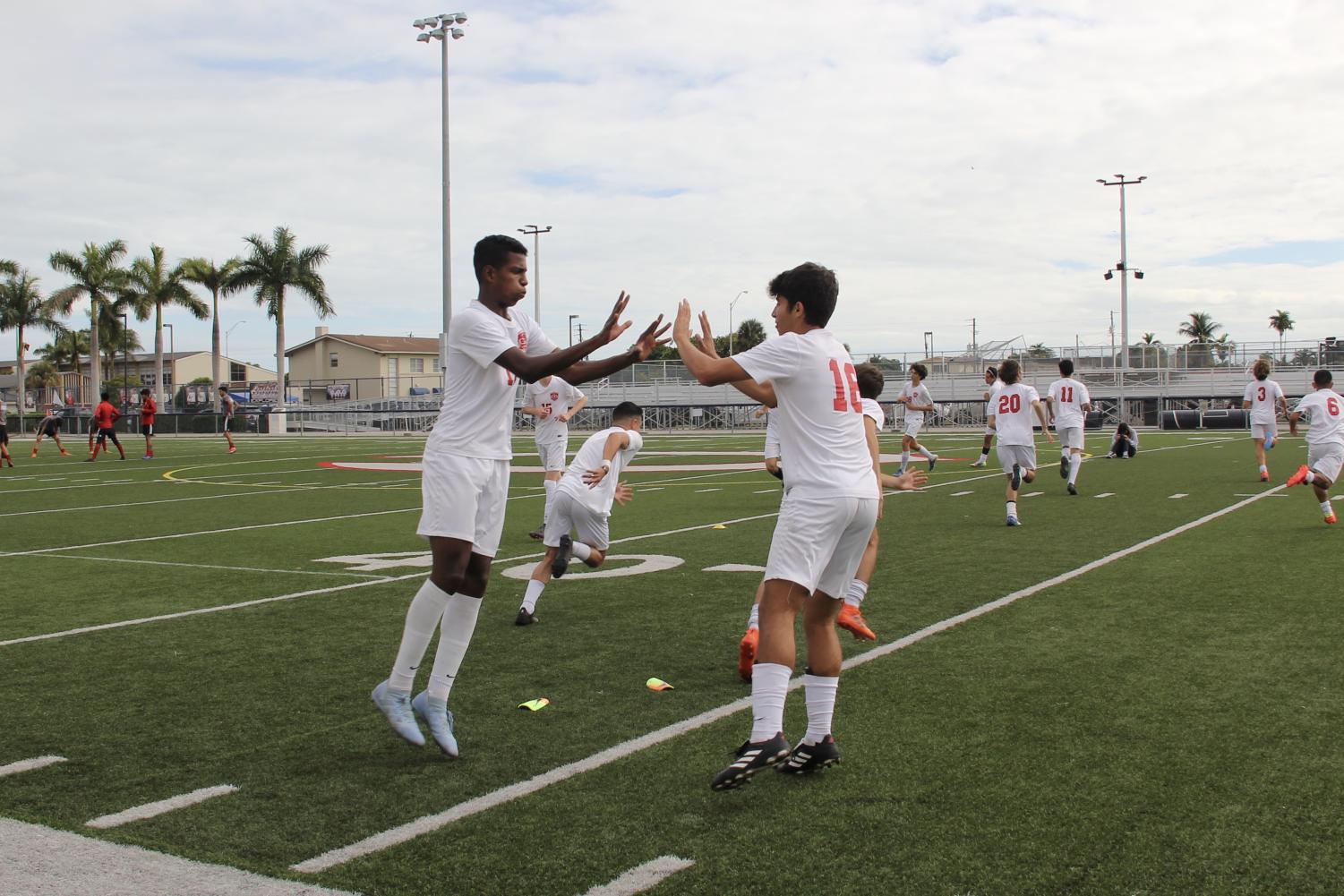 Boys Soccer Advances to District Final With Victory Over Beach High!