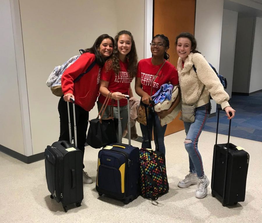 Sophomores  Irene Martinez, Sara Rabell, Sofia Rebull and Imgard Bonheur pose for a picture shortly after arriving on campus.