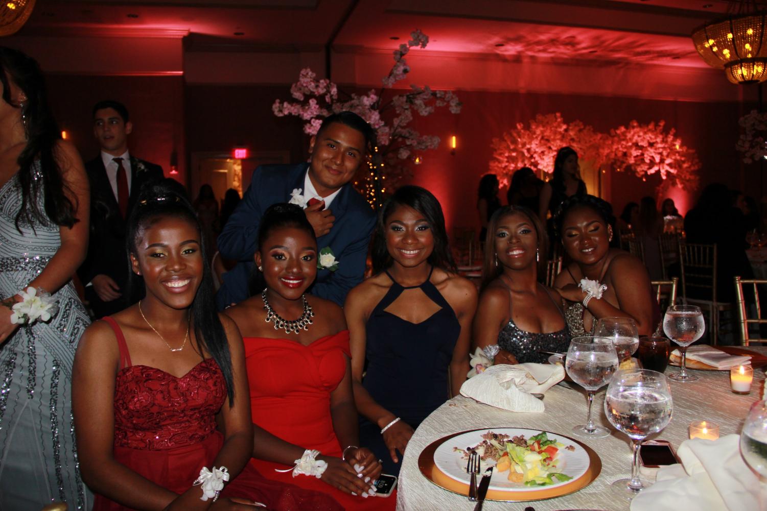 A Night to Remember: Prom 2019