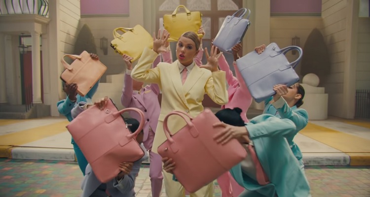 Taylor Swift in the music video for her new song Me.
