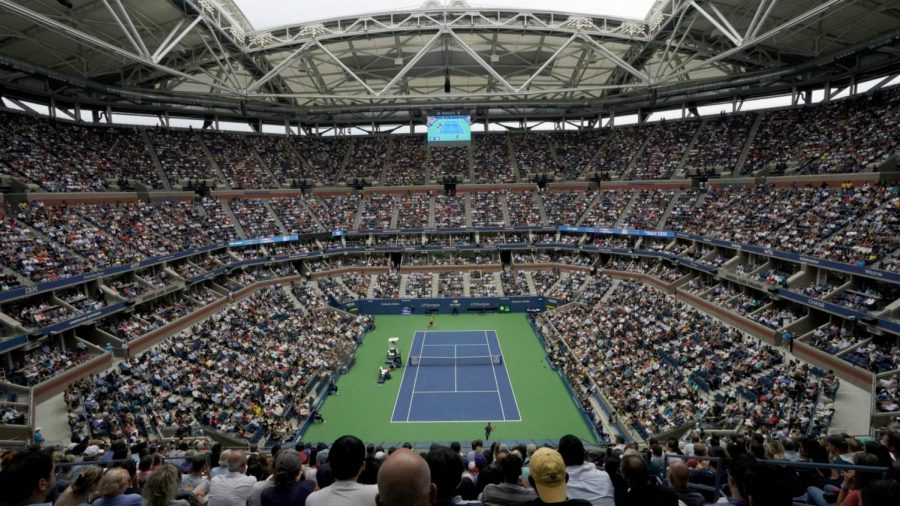 A+common+sight+at+Arthur+Ashe+Stadium+as+a+sold-out+crowd+watches+the+best+tennis+players+in+the+world.