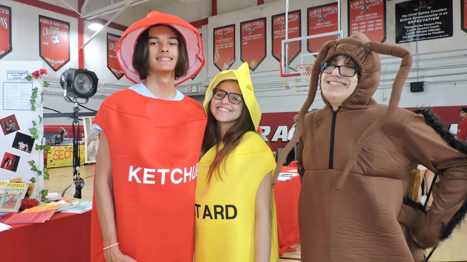 A Successful Cavalier Club Fair Hits the Gym!