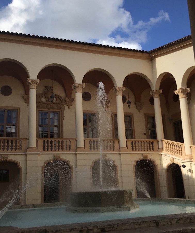 This year’s gala took place at one of the beautiful ballrooms in the Biltmore hotel, pictured above.