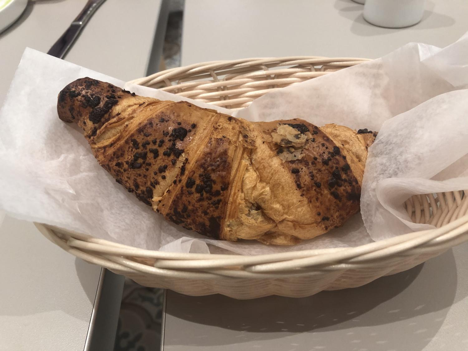 Madeleines and More: The Latest Destination for Sweets Treats on Miracle Mile
