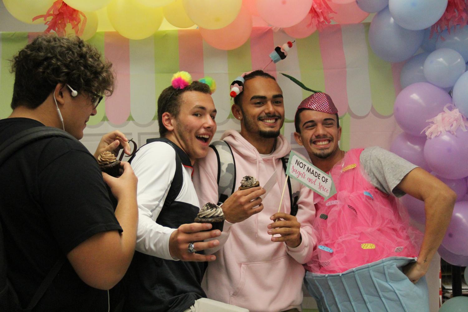 Senior Treat Day 2019: Build Your Own Cupcake