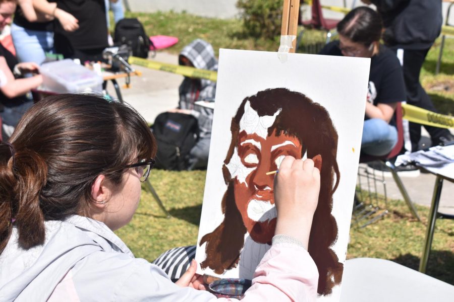 Students participated in Art Walk- an annual event organized by the Catharsis staff. Cavaliers from both Catharsis and Art Club had the opportunity to demonstrate their talents. 