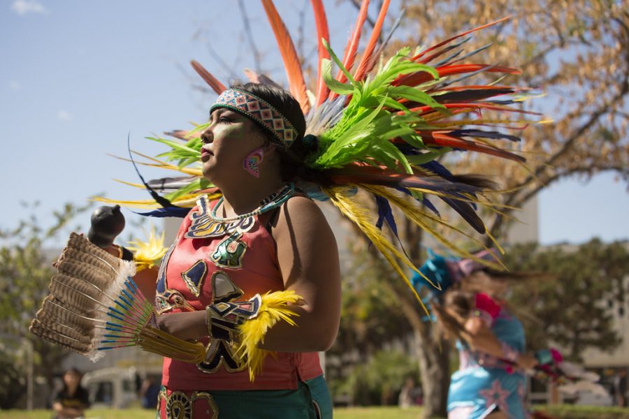 Celebrating+Indigenous+Peoples+Day+is+a+great+opportunity+to+learn+and+teach+about+the+culture+and+history+of+the+Indigenous+people+of+America.