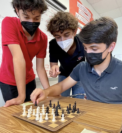 Check Mate: Gables' Chess Club Takes Off