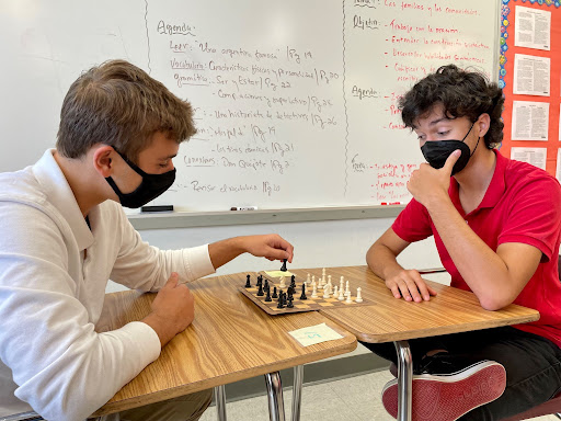 Check Mate: Gables' Chess Club Takes Off