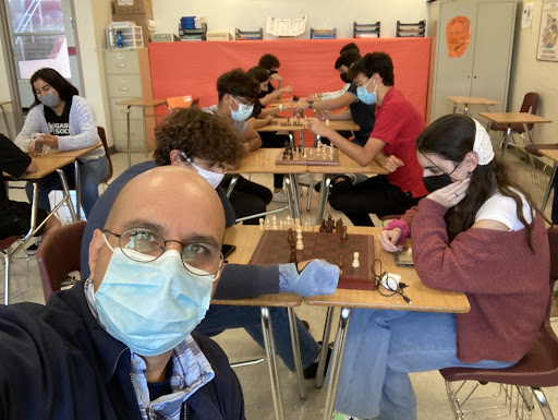 Check Mate: Gables' Chess Club Takes Off