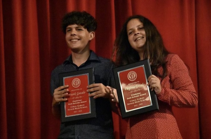 Freshmen Frank and Virginia Gozalo tied for the Freshman Gold Scholar Award.