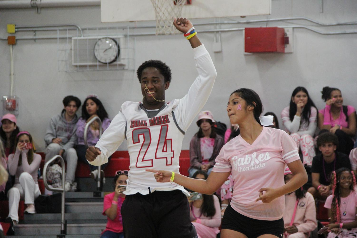 Cavaliers Support Breast Cancer Research at the Pink Pep Rally