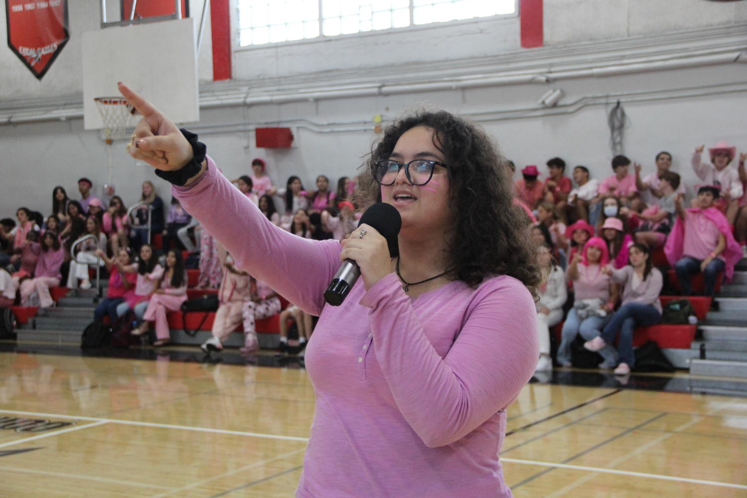 Cavaliers Support Breast Cancer Research at the Pink Pep Rally