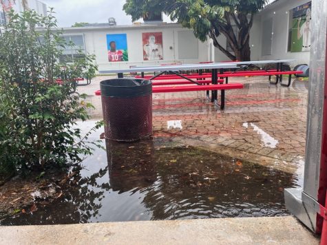 Hurricane Ians torrential rains have caused problematic flooding. throughout Gables, in and out of classes. 
