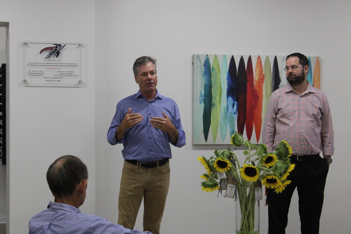 At the long awaited inauguration of the teachers' lounge, former PTSA president Bill Beardslee thanked all the sponsors in attendance.