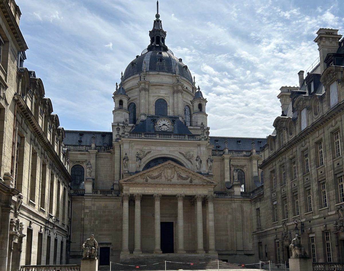 With+its+Neo-Renaissance+style+architecture%2C+the+Sorbonne+University+was+temporary+home+to+senior+Sasha+Fels.+Traveling+over+4%2C000+miles%2C+she+was+immersed+in+the+french+experience.