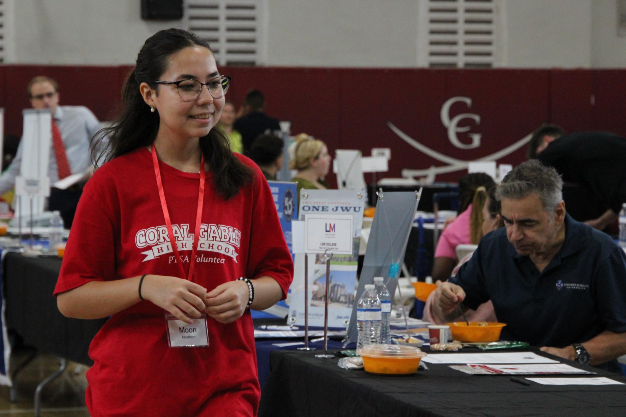 Upperclassmen Visit College Fair