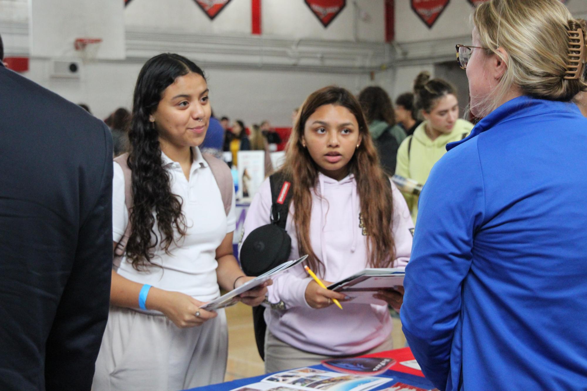 Upperclassmen Visit College Fair