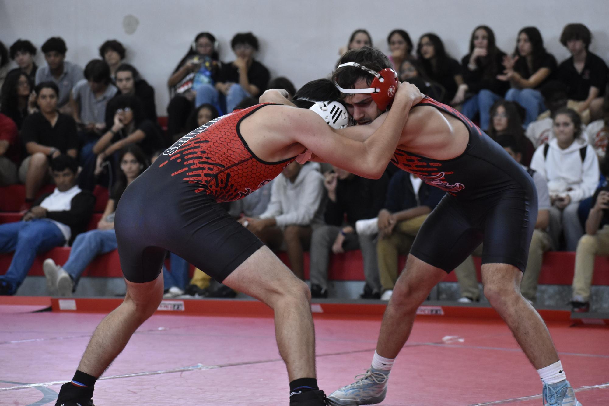 Cavaliers Fight for Victory at the Wrestling Scrimmage