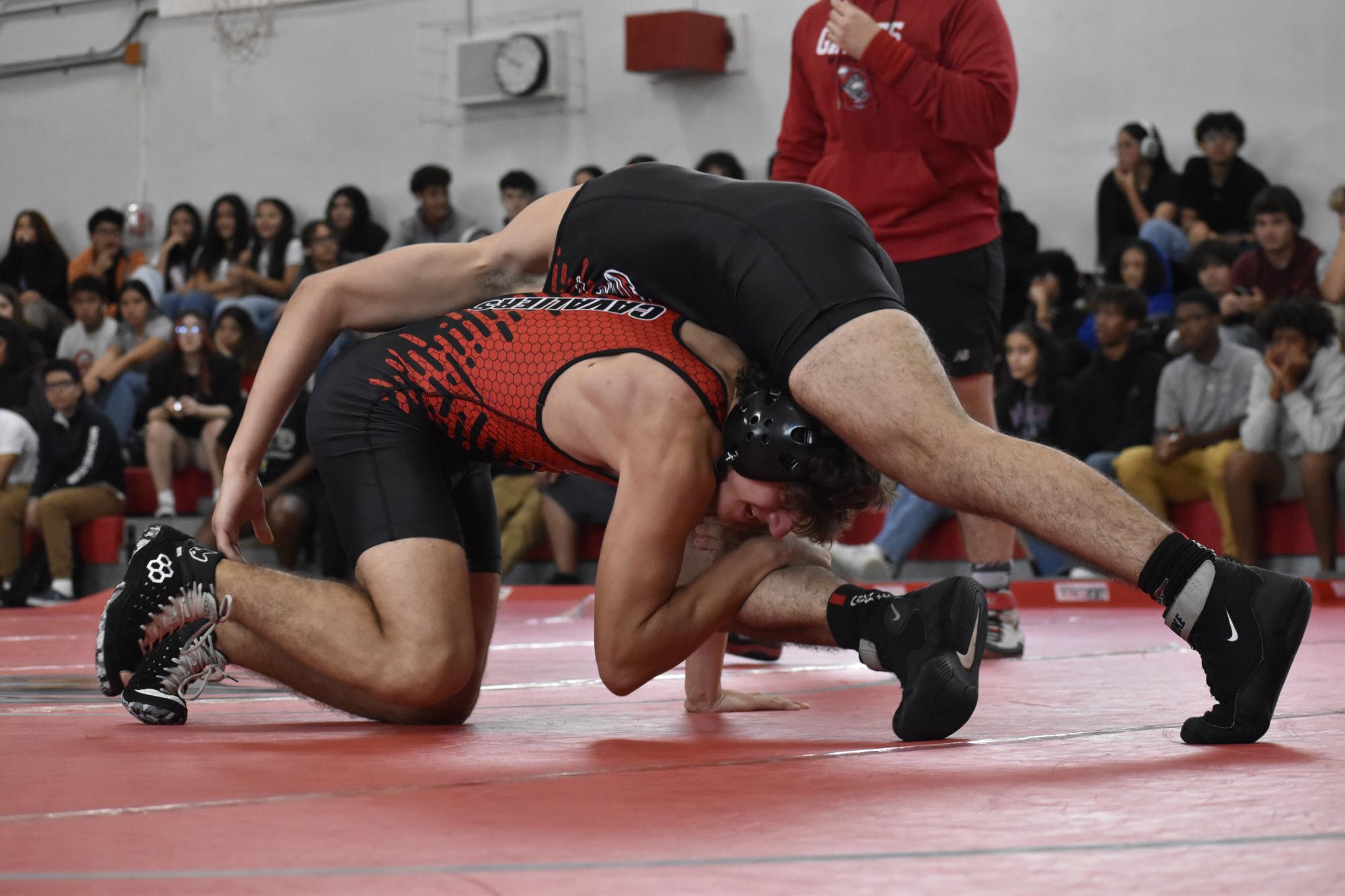 Cavaliers Fight for Victory at the Wrestling Scrimmage