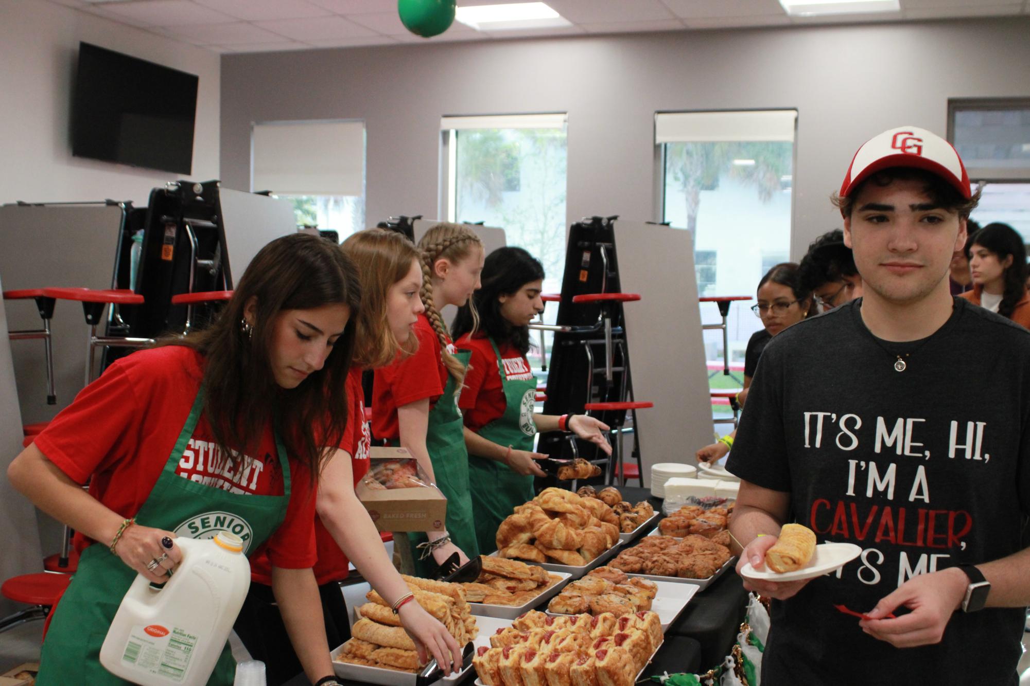 Senior Picnic Displays Unity and Competitive Spirit