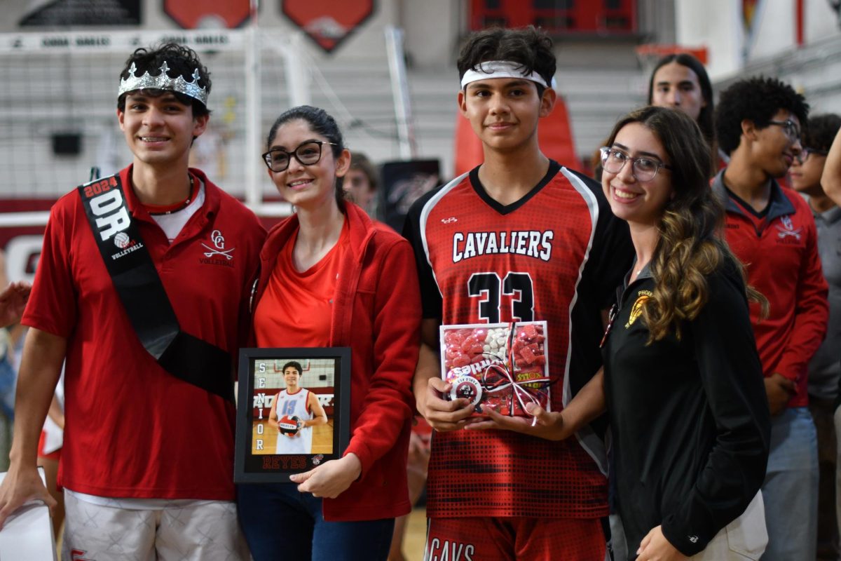 After spending time with their teammates, players then went and took pictures with their families and friends to remember the moment forever.