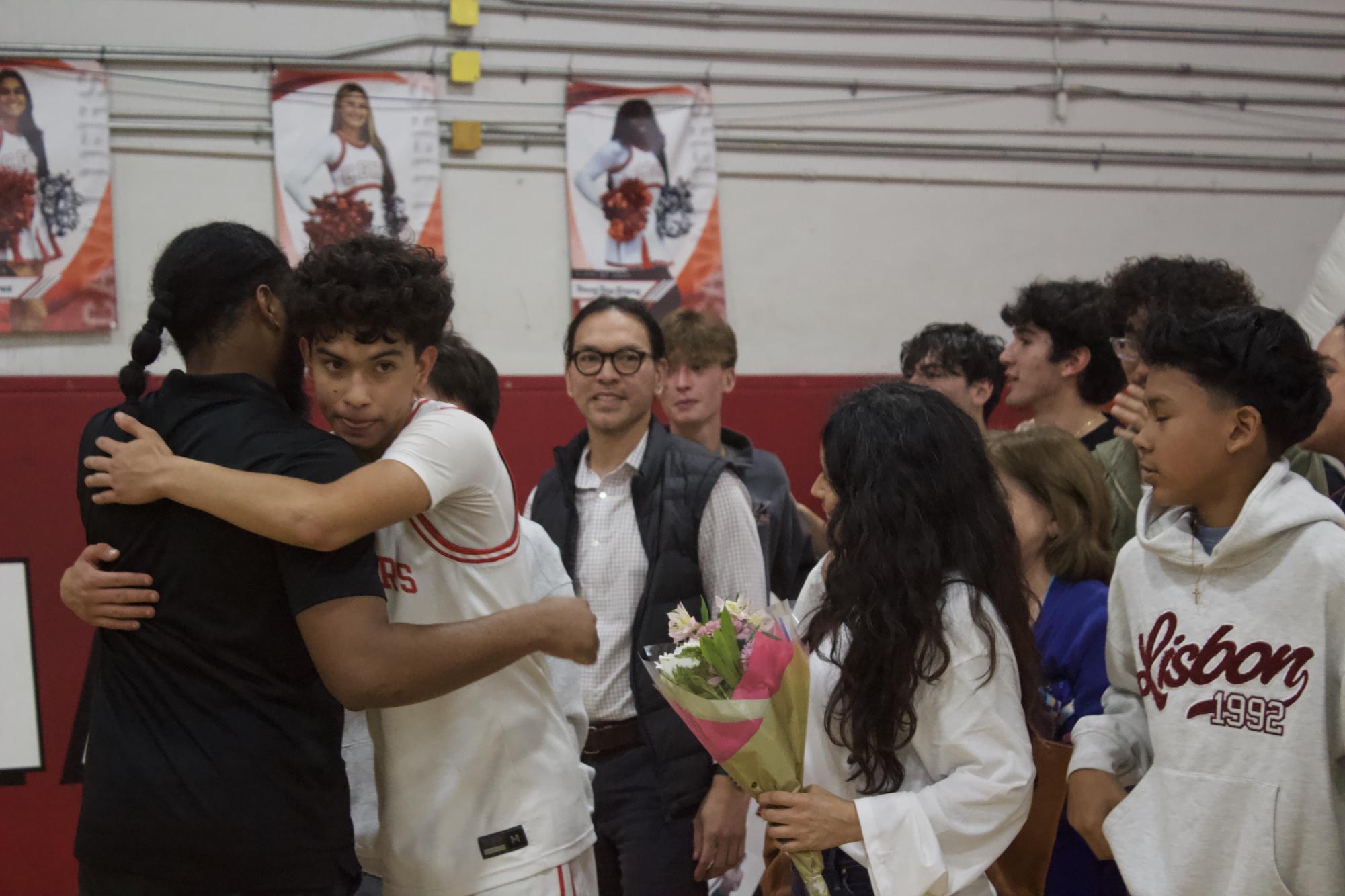 One Last Shot: Seniors Celebrate Their Last Night on the Court