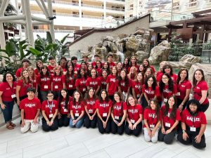 Soon after arriving to Orlando, members from all publications got together to take a group photo. Preparing for the day ahead of them, students got comfortable in the place they would be staying in for the next two days.